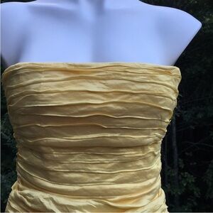 BCBGMAXAZRIA sunny yellow ruched and ruffle strapless mini size 2